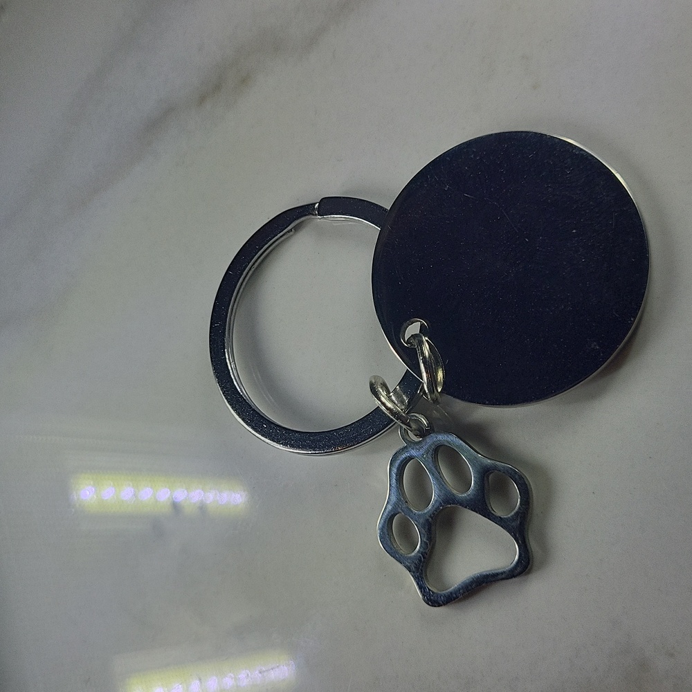 Dog Keychain - Picture 3 of 3